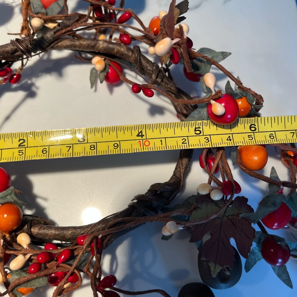 2 gorgeous fall wreaths adorned w/seeds, flowers & metal leaves & bells - Picture 13 of 14